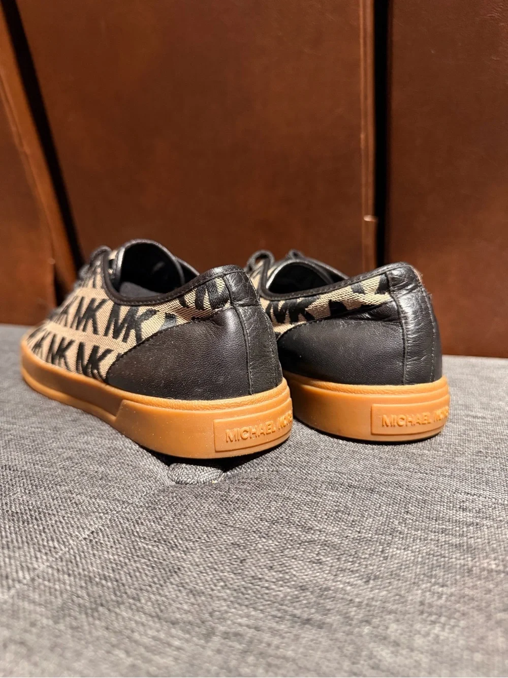 Michael Kors Signature MK Monogram Low Top Sneakers Black Tan Size 9